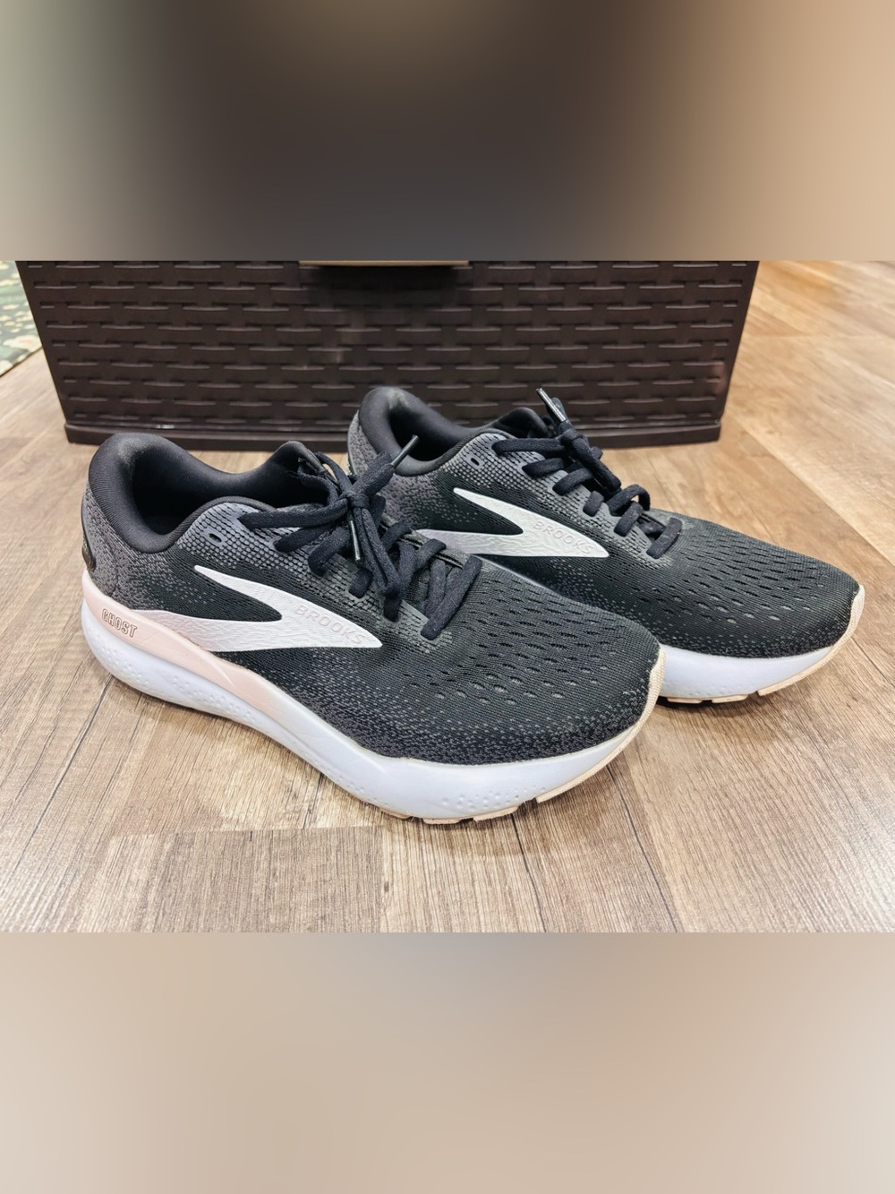 Brooks Women's Black and White Athletic Running Shoes